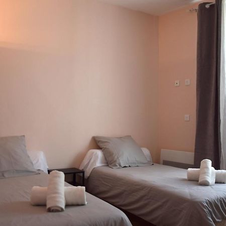 Le Lys Hotel Lacrouzette Kültér fotó